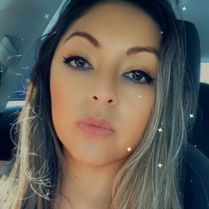 Meet your Posher, Miriam